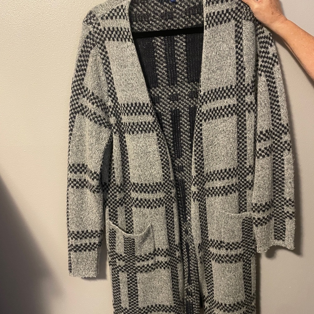 Apt. 9 Black and Gray Checkered Cardigan